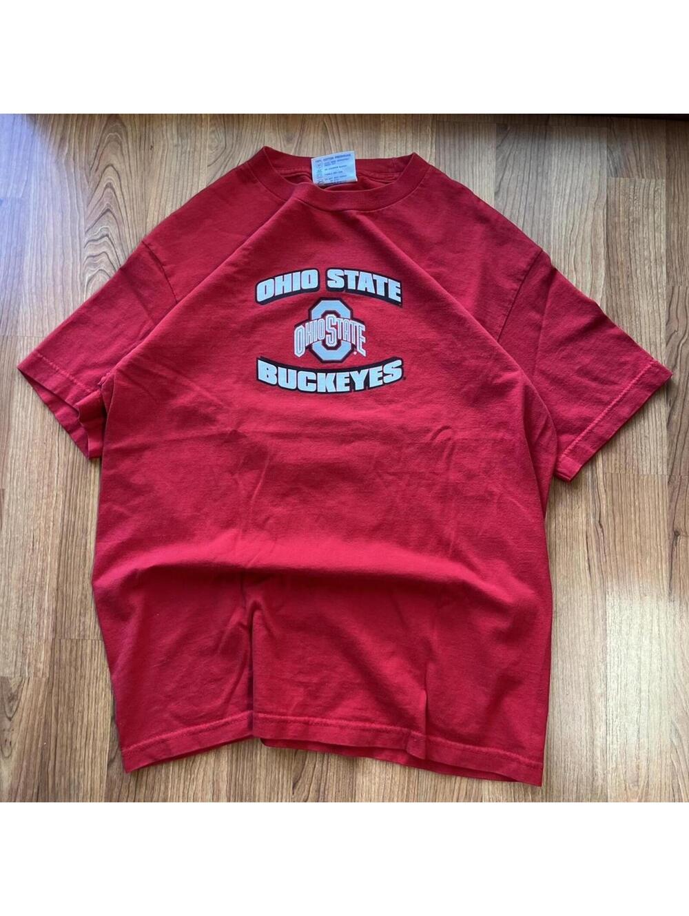 Vintage 90s Ohio State center graphic tee | size L